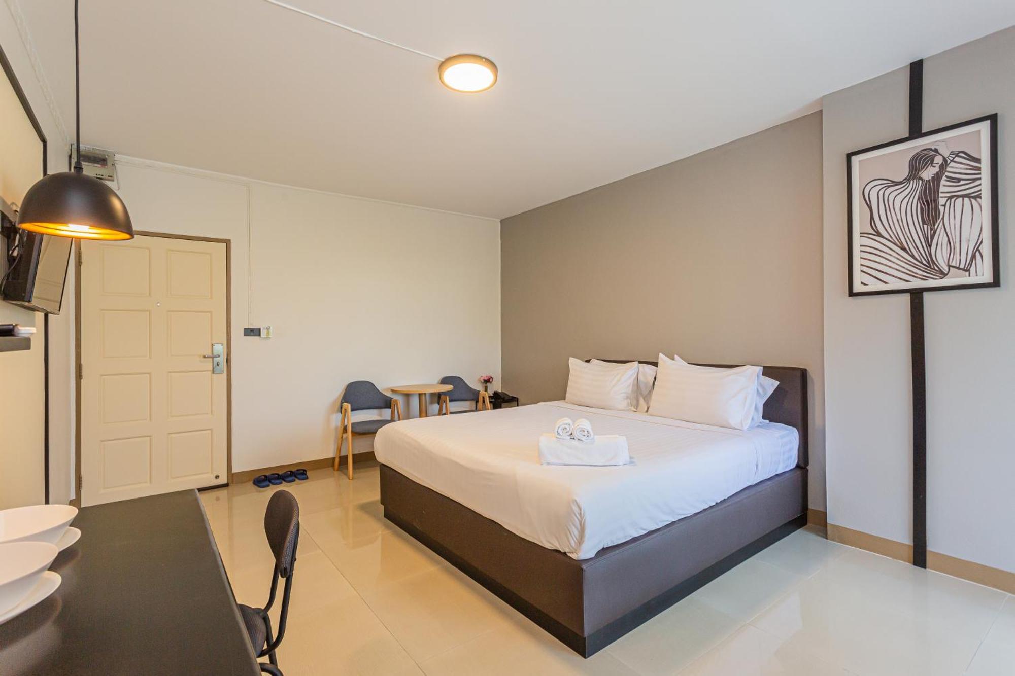 Ck2 Hotel Bangkok Exterior photo